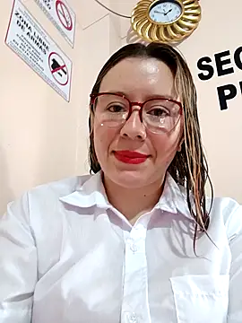 Hannah-colx online show from January 18, 2026, 5:49 pm