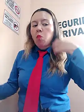 Hannah-colx online show from February 9, 2026, 4:49 pm