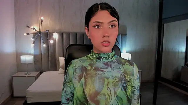 KymRoses online show from October 21, 2025, 7:46 pm