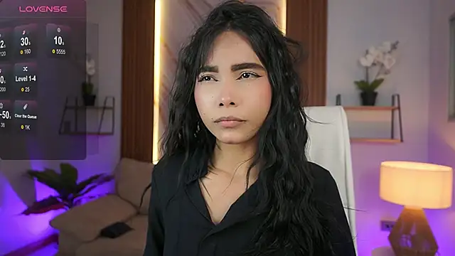 Snapshot of GiaNovak chatting on December 15, 2025, 7:09 pm GiaNovak online show from December 15, 2025, 7:09 pm