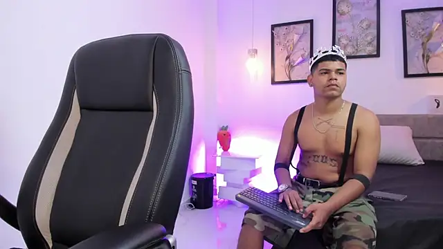 DannySamm online show from November 15, 2025, 2:54 pm