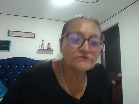  Cristal online show from September 9, 2025, 2:15 pm