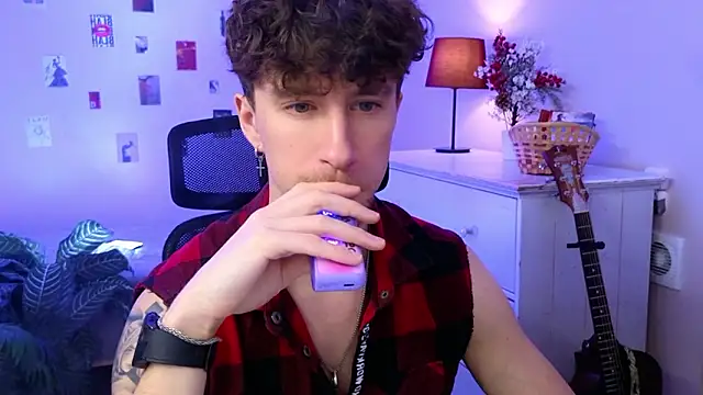 mark caron online show from March 18, 2026, 7:59 pm