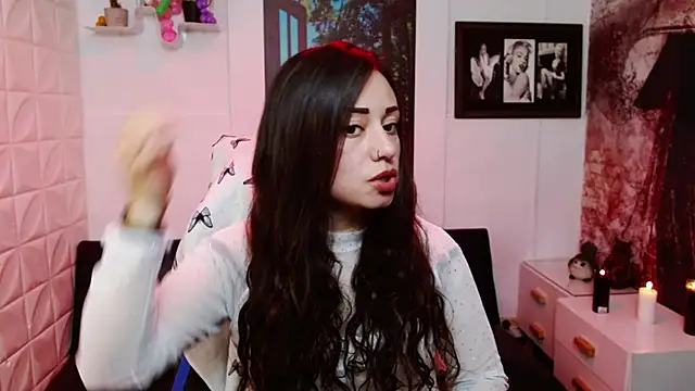 Eva Roussell online show from February 11, 2026, 2:28 pm