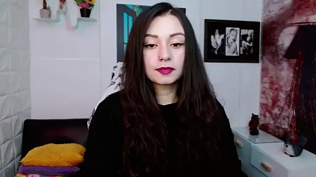 Eva Roussell online show from April 1, 2026, 2:58 pm