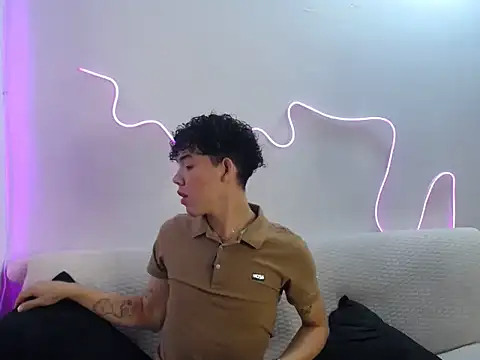 Snapshot of brutal_dirty_sex chatting on September 21, 2025, 2:22 pm brutal dirty sex online show from September 21, 2025, 2:22 pm