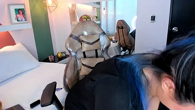 ValeryBoobs1 online show from May 27, 2026, 1:18 pm