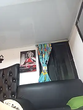 Licethf00x online show from September 28, 2025, 3:46 am