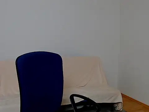 ZeinMiracles online show from September 12, 2025, 7:02 pm