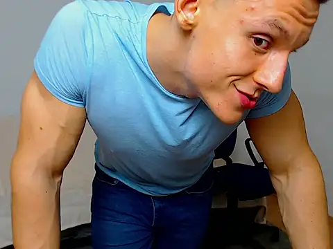 ZeinMiracles online show from September 13, 2025, 7:03 pm