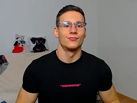 ZeinMiracles online show from September 27, 2025, 9:21 pm