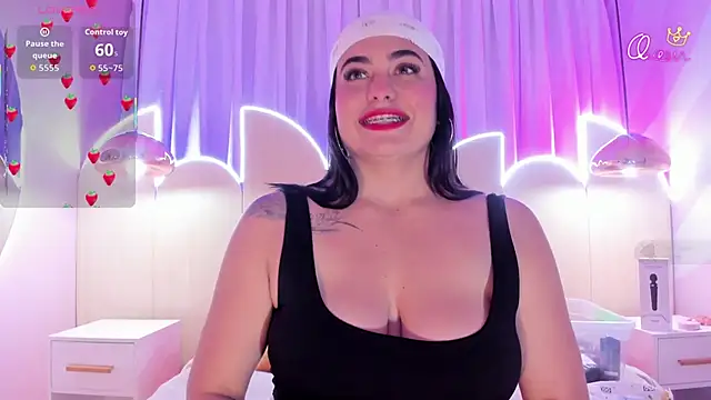 sofiiacarson online show from February 5, 2026, 7:32 pm