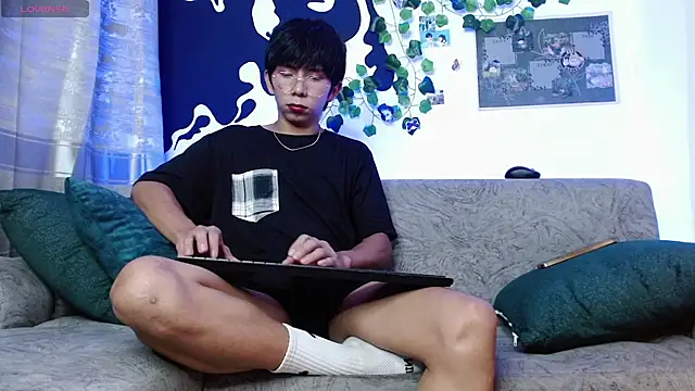Snapshot of Hyunjin_Son chatting on June 17, 2026, 8:30 pm Hyunjin Son online show from June 17, 2026, 8:30 pm