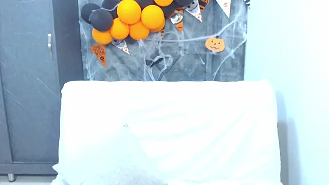 Snapshot of Andy_22cm chatting on November 1, 2025, 3:50 pm Andy 22cm online show from November 1, 2025, 3:50 pm