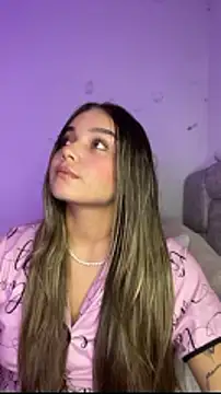 AnnyLopezzz  online show from January 12, 2026, 6:09 am