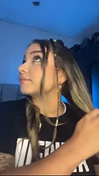 AnnyLopezzz  online show from February 15, 2026, 2:12 am