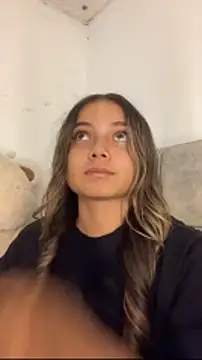 AnnyLopezzz  online show from December 20, 2025, 11:40 pm