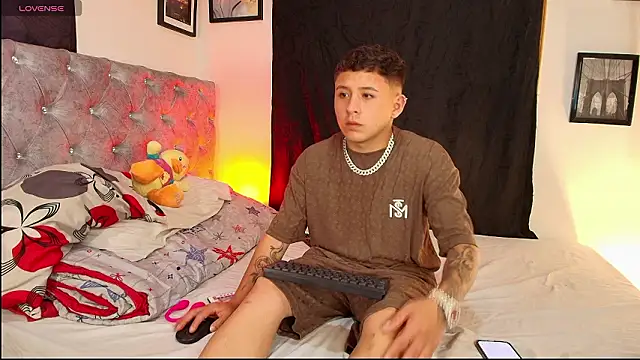 Michael Lopez 1 online show from February 8, 2026, 10:18 pm