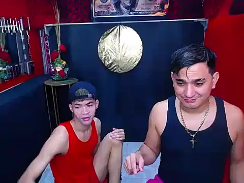 JHOVA23CM online show from October 21, 2025, 7:24 pm