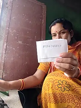 Idhika Handoo online show from September 18, 2025, 5:54 am