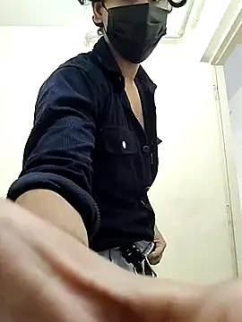 Snapshot of Goodmens5 chatting on October 12, 2025, 8:48 am Goodmens5 online show from October 12, 2025, 8:48 am