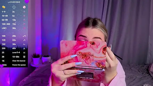 AliaBuerstatte online show from November 8, 2025, 7:06 pm