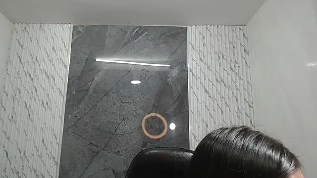 Snapshot of Ivony18_b chatting on February 24, 2026, 3:07 am Ivony18 b online show from February 24, 2026, 3:07 am