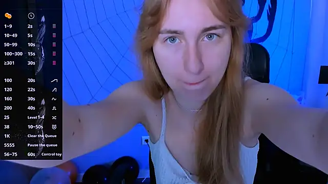 Snapshot of beauty_ginger_ chatting on October 29, 2025, 12:48 pm beauty ginger  online show from October 29, 2025, 12:48 pm