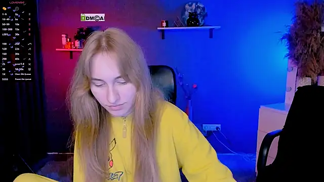 Snapshot of beauty_ginger_ chatting on October 16, 2025, 12:57 pm beauty ginger  online show from October 16, 2025, 12:57 pm