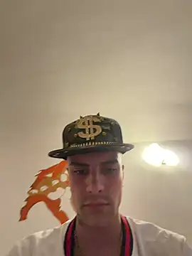 Snapshot of David_leons chatting on July 24, 2026, 11:39 am David leons online show from July 24, 2026, 11:39 am