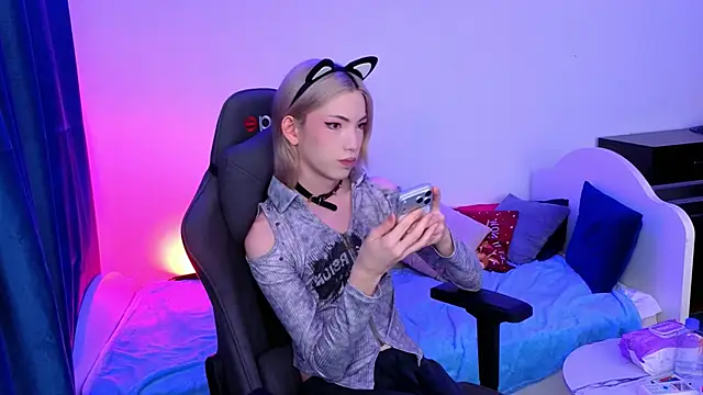 Snapshot of star_madison chatting on April 19, 2026, 1:45 pm star madison online show from April 19, 2026, 1:45 pm