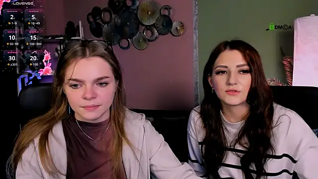 veronica bubble online show from November 9, 2025, 8:24 pm