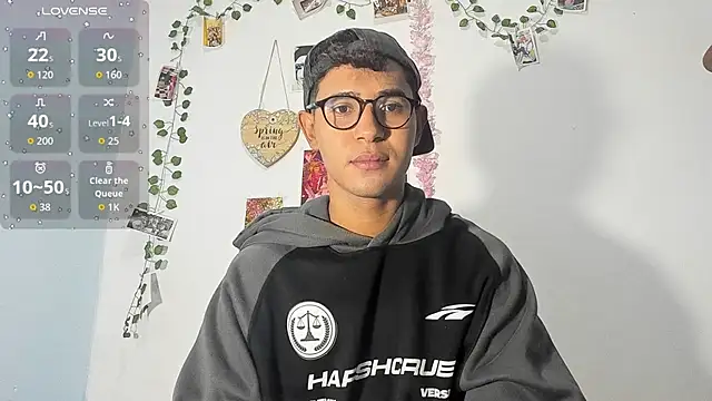 cute sammy 1 online show from November 30, 2025, 11:33 am