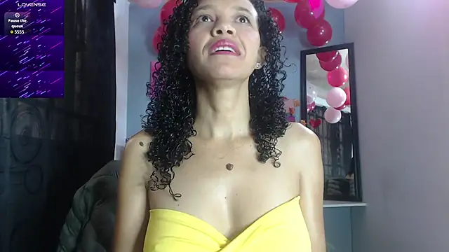 Snapshot of alma_azul chatting on September 9, 2025, 12:58 pm alma azul online show from September 9, 2025, 12:58 pm