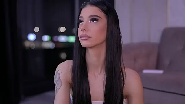 Snapshot of ArinaCarter chatting on December 19, 2025, 6:43 pm ArinaCarter online show from December 19, 2025, 6:43 pm