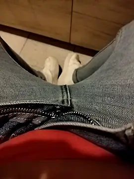 Snapshot of sirenyta33 chatting on December 2, 2025, 7:15 pm sirenyta33 online show from December 2, 2025, 7:15 pm