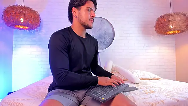 thiago mercer online show from November 27, 2025, 11:21 am