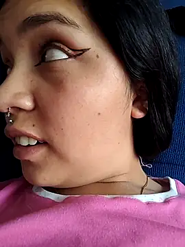 Snapshot of amanne_misa chatting on October 23, 2025, 5:33 pm amanne misa online show from October 23, 2025, 5:33 pm