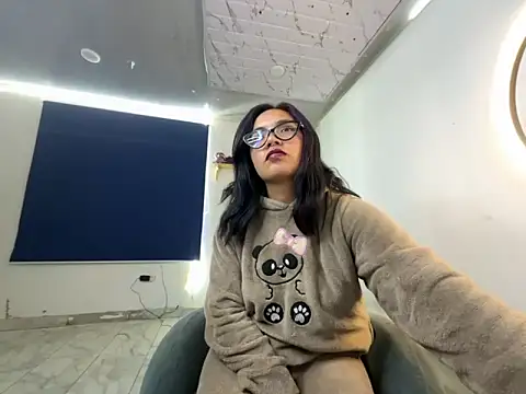 Snapshot of amanne_misa chatting on February 12, 2026, 2:33 am amanne misa online show from February 12, 2026, 2:33 am