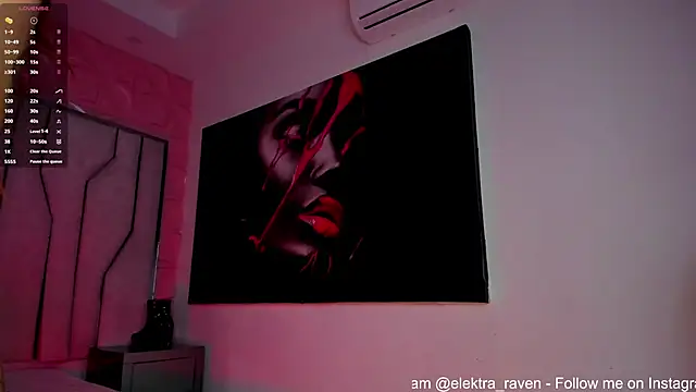 Snapshot of Elektra_raven chatting on October 2, 2025, 12:41 pm Elektra raven online show from October 2, 2025, 12:41 pm