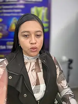 Snapshot of -Mia1 chatting on April 27, 2026, 1:20 pm -Mia1 online show from April 27, 2026, 1:20 pm