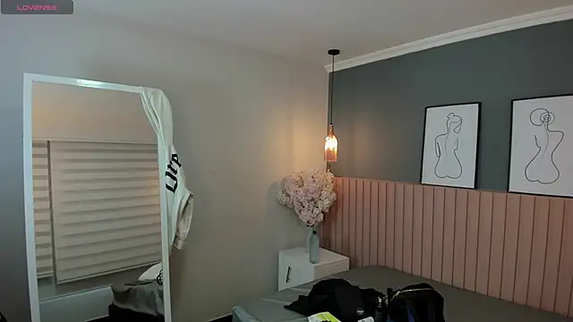 Maraia Ford online show from November 19, 2025, 8:20 pm