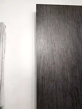 Snapshot of luna_love_xoxo chatting on November 16, 2025, 2:38 am luna love xoxo online show from November 16, 2025, 2:38 am