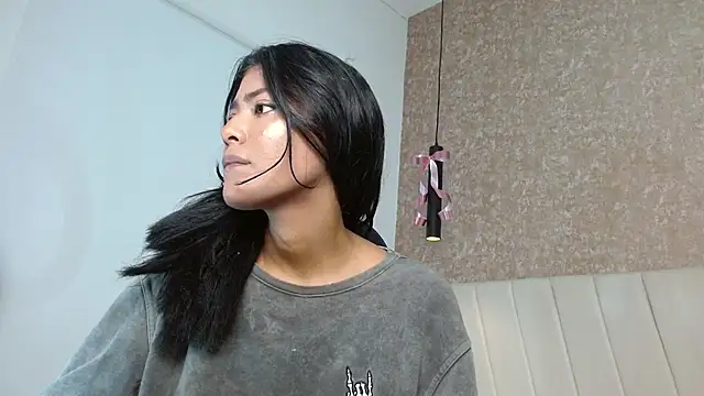 Snapshot of babilett chatting on October 3, 2025, 11:45 am babilett online show from October 3, 2025, 11:45 am