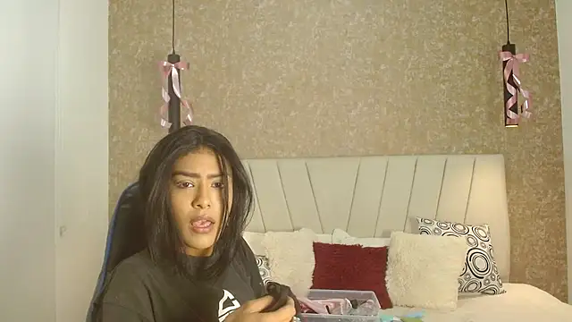 Snapshot of babilett chatting on October 18, 2025, 11:45 am babilett online show from October 18, 2025, 11:45 am