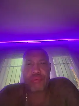 Snapshot of gitanomadrid chatting on June 1, 2026, 2:12 am gitanomadrid online show from June 1, 2026, 2:12 am