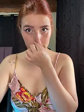 CoraVibes online show from October 30, 2025, 12:03 pm