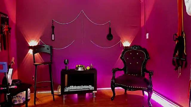 Greciaa Romaa online show from May 29, 2026, 5:24 am