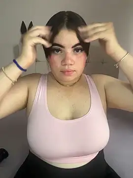 Kuromy x online show from June 3, 2026, 6:34 pm