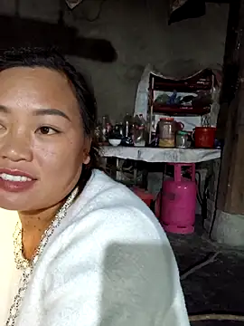 bany-xx online show from November 5, 2025, 4:04 am